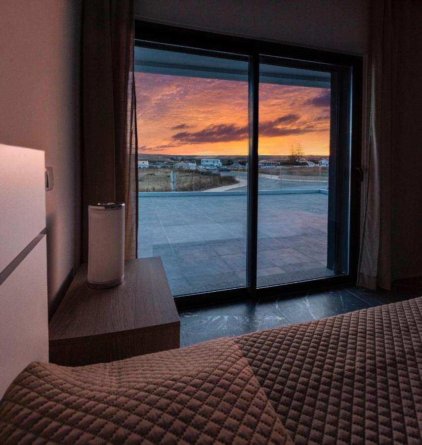 Апартаменты Sunset House Вила-ду-Биспо Экстерьер фото