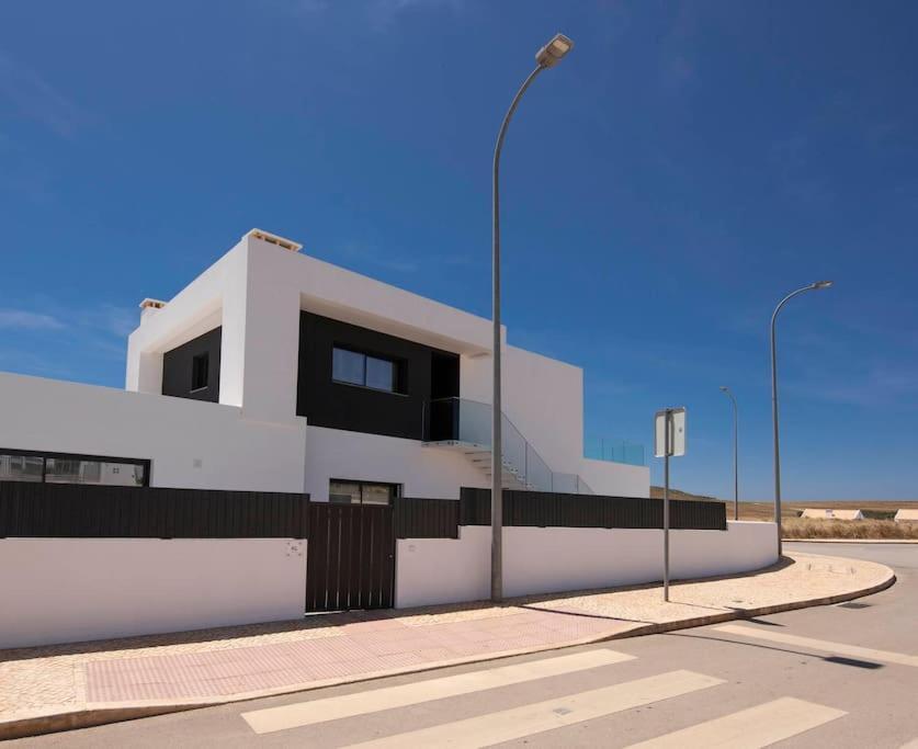 Апартаменты Sunset House Вила-ду-Биспо Экстерьер фото